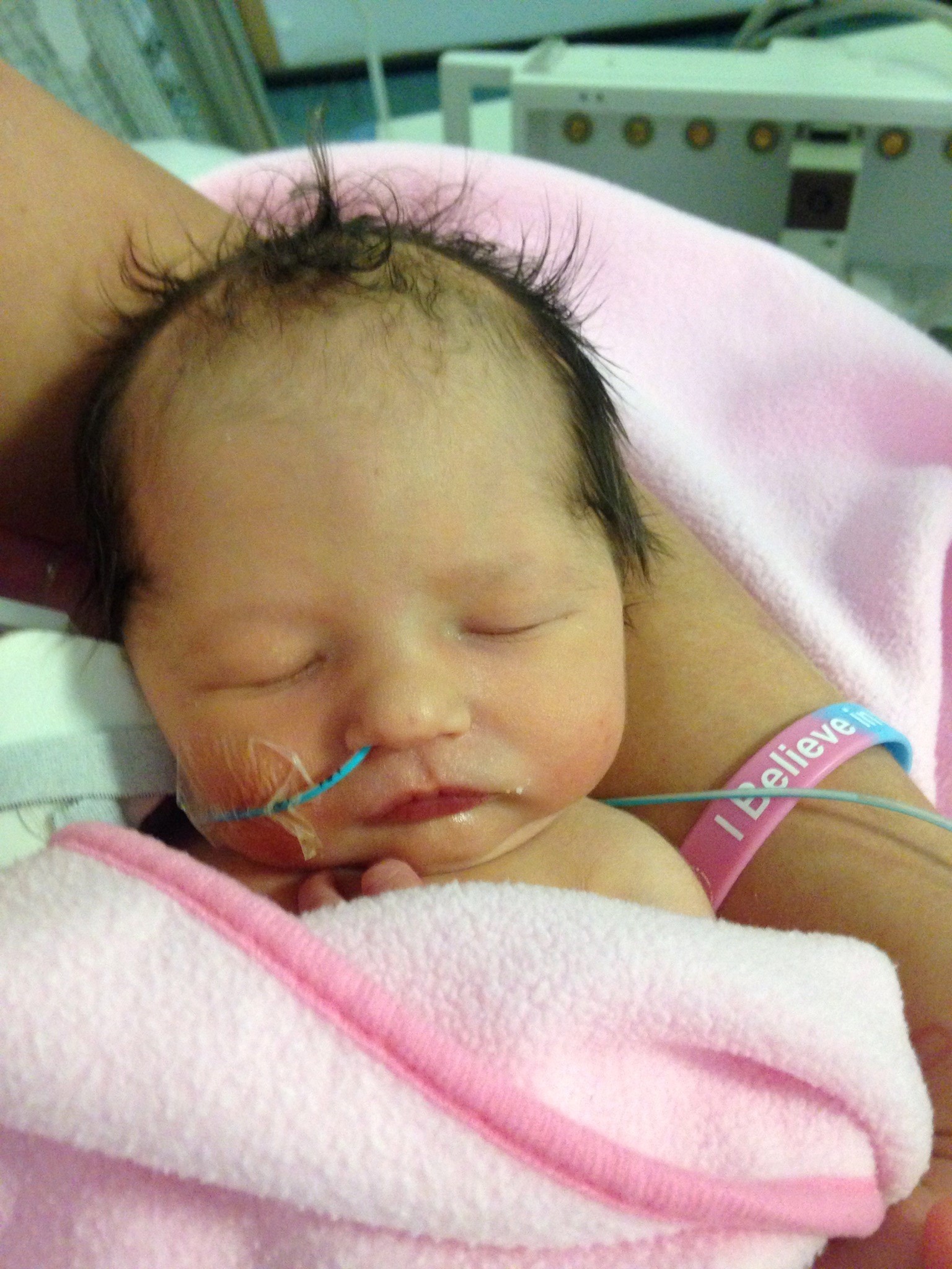 LITTLE MIRACLE: Rhiannon Louise Durkin was born weighing just five pounds seven ounces - 3318385